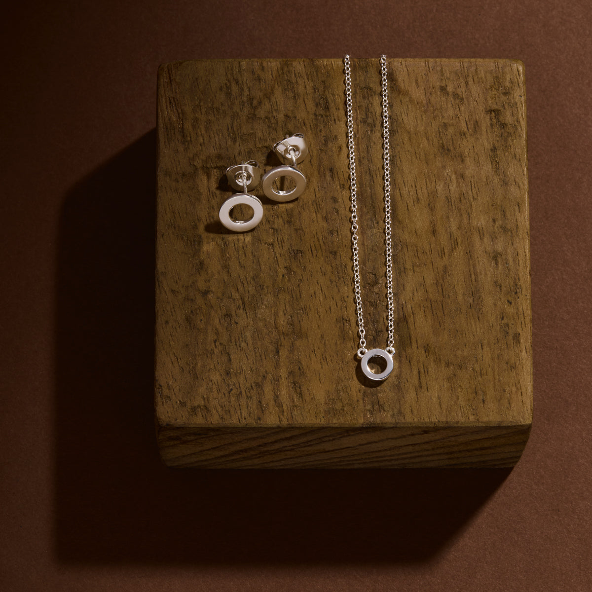 Sola Necklace