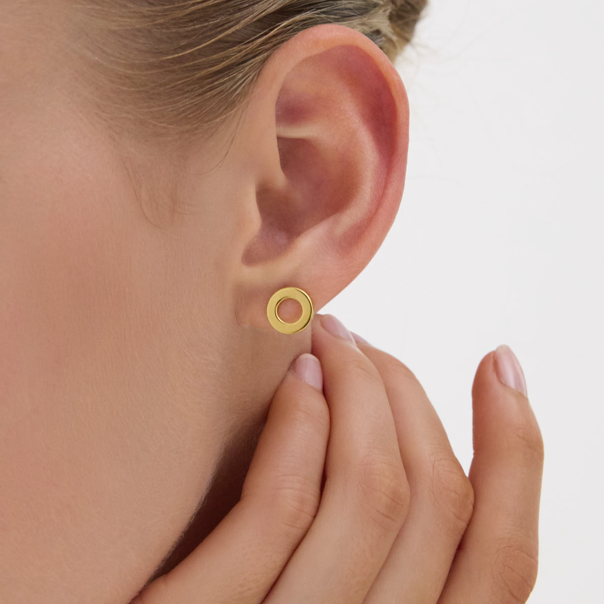 Sola Stud Earrings