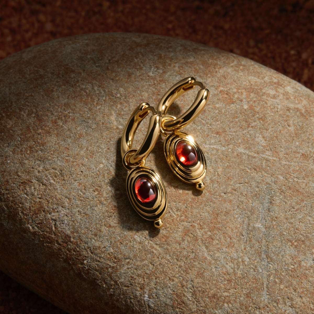 Horizon Garnet Earrings