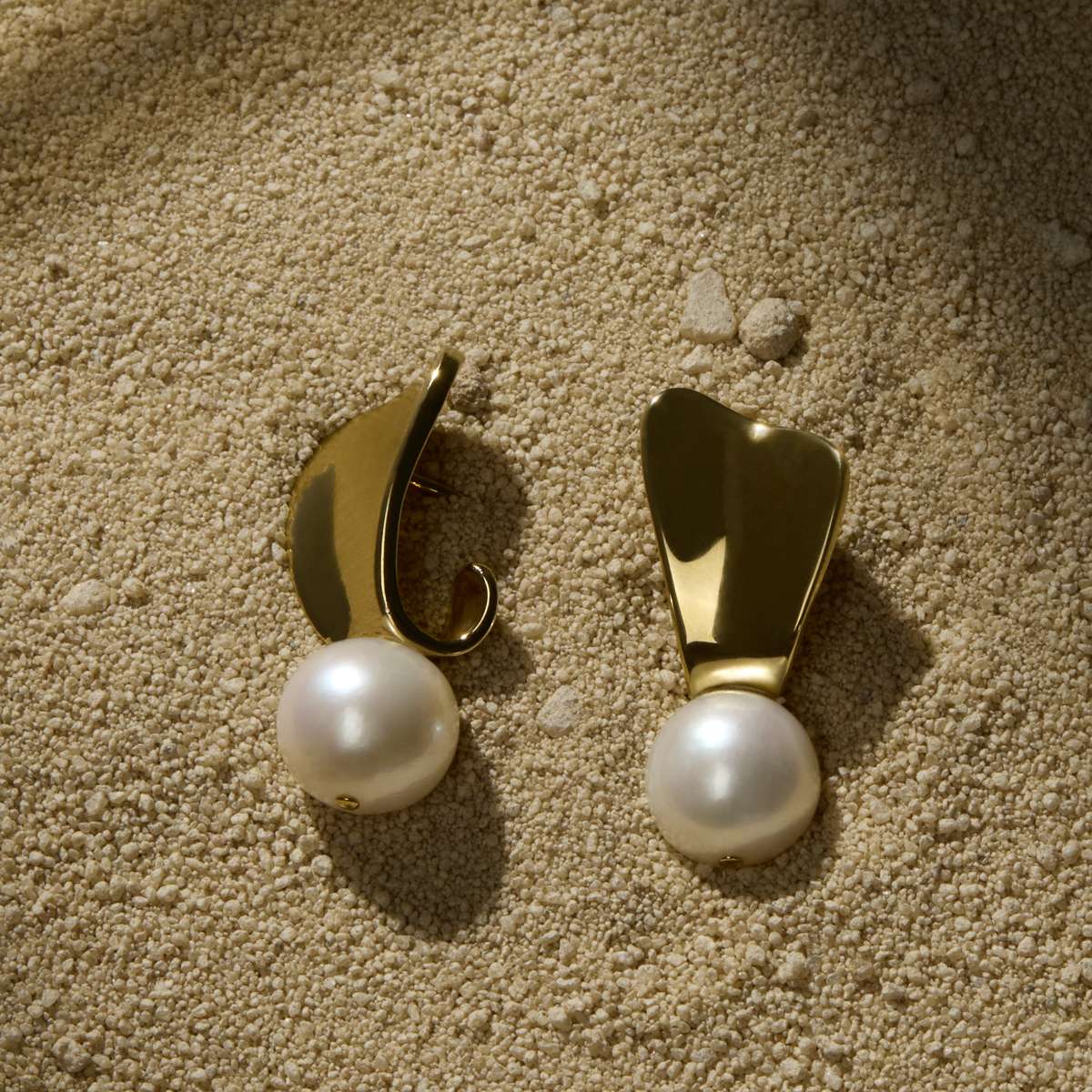 Sunbeam Pearl Earrings