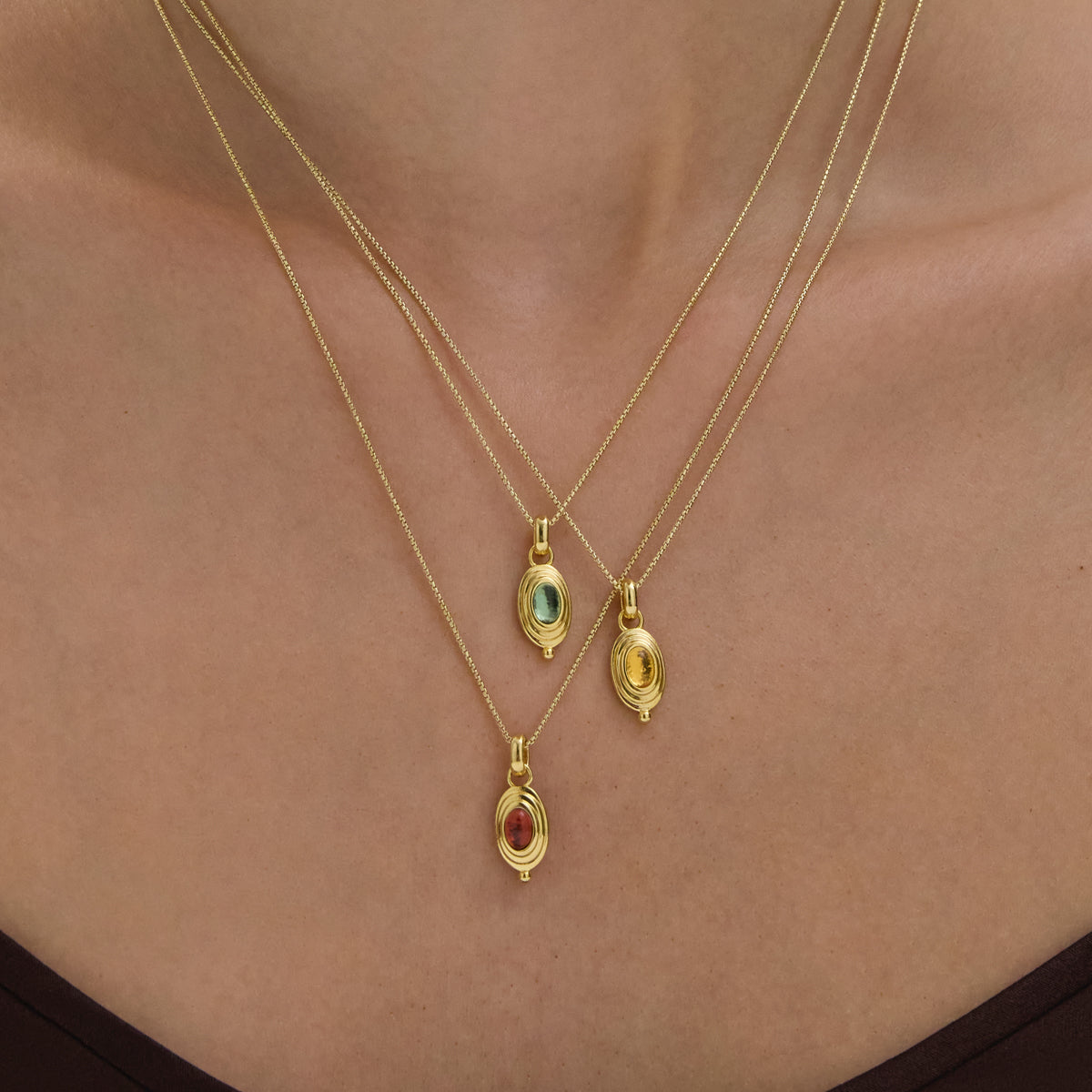 Horizon Garnet Necklace