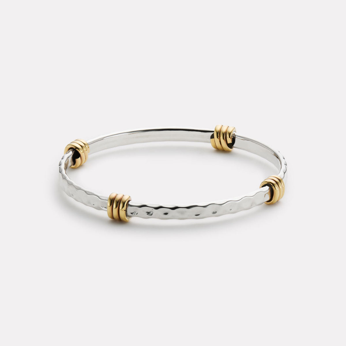 Tumbaga Amarres Bangle