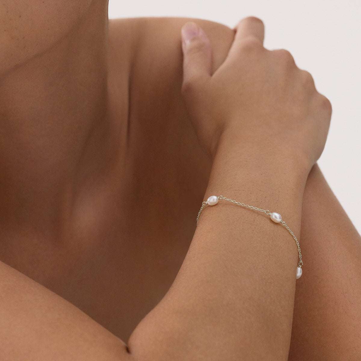 Tidal Whisper Pearl Bracelet
