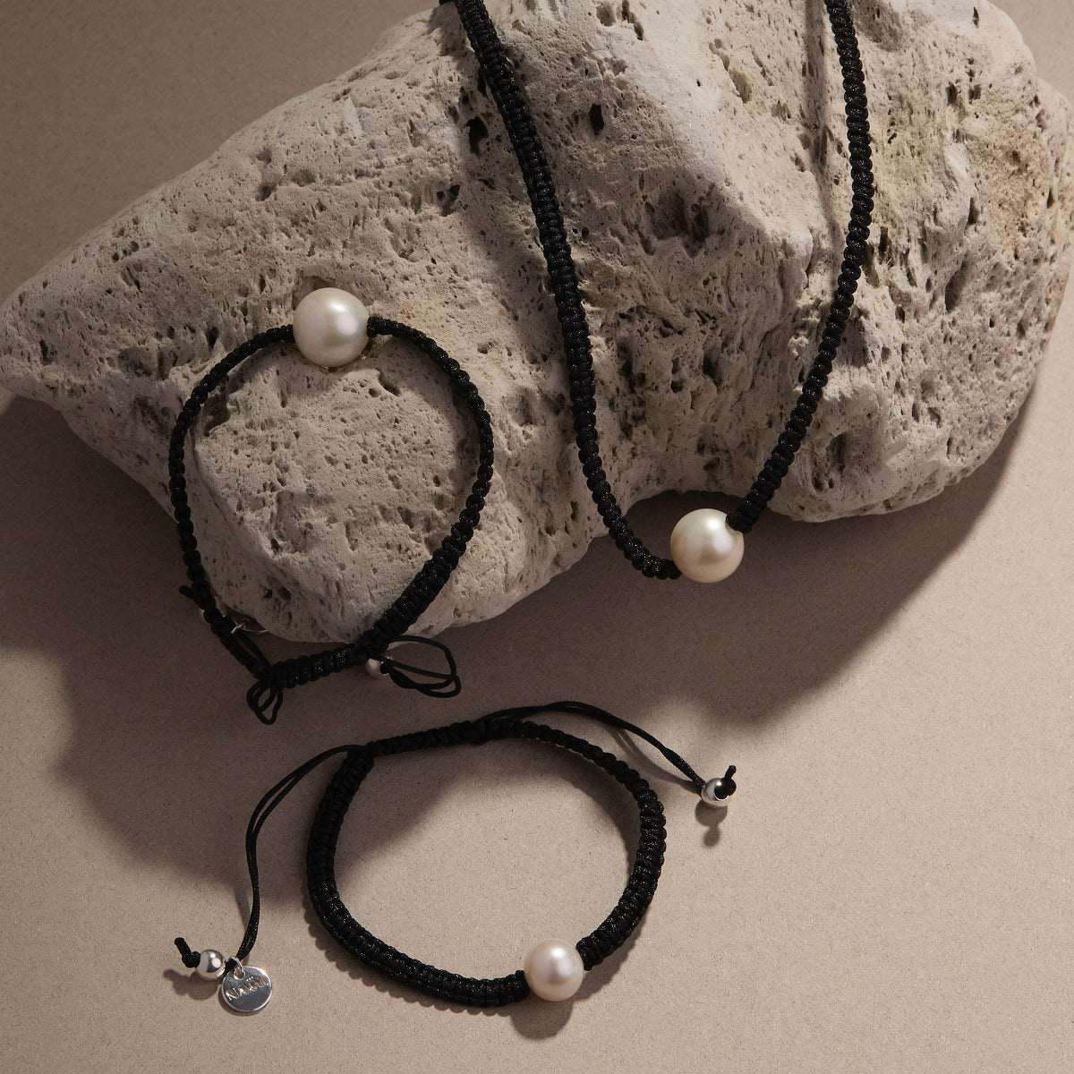 Coco Lagoon 10mm Pearl Bracelet