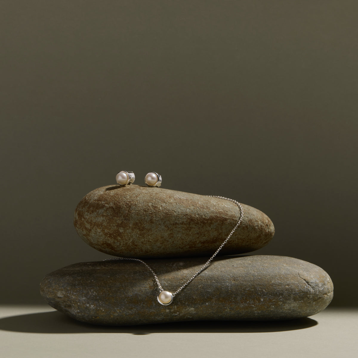 Moonbeam Pearl Necklace