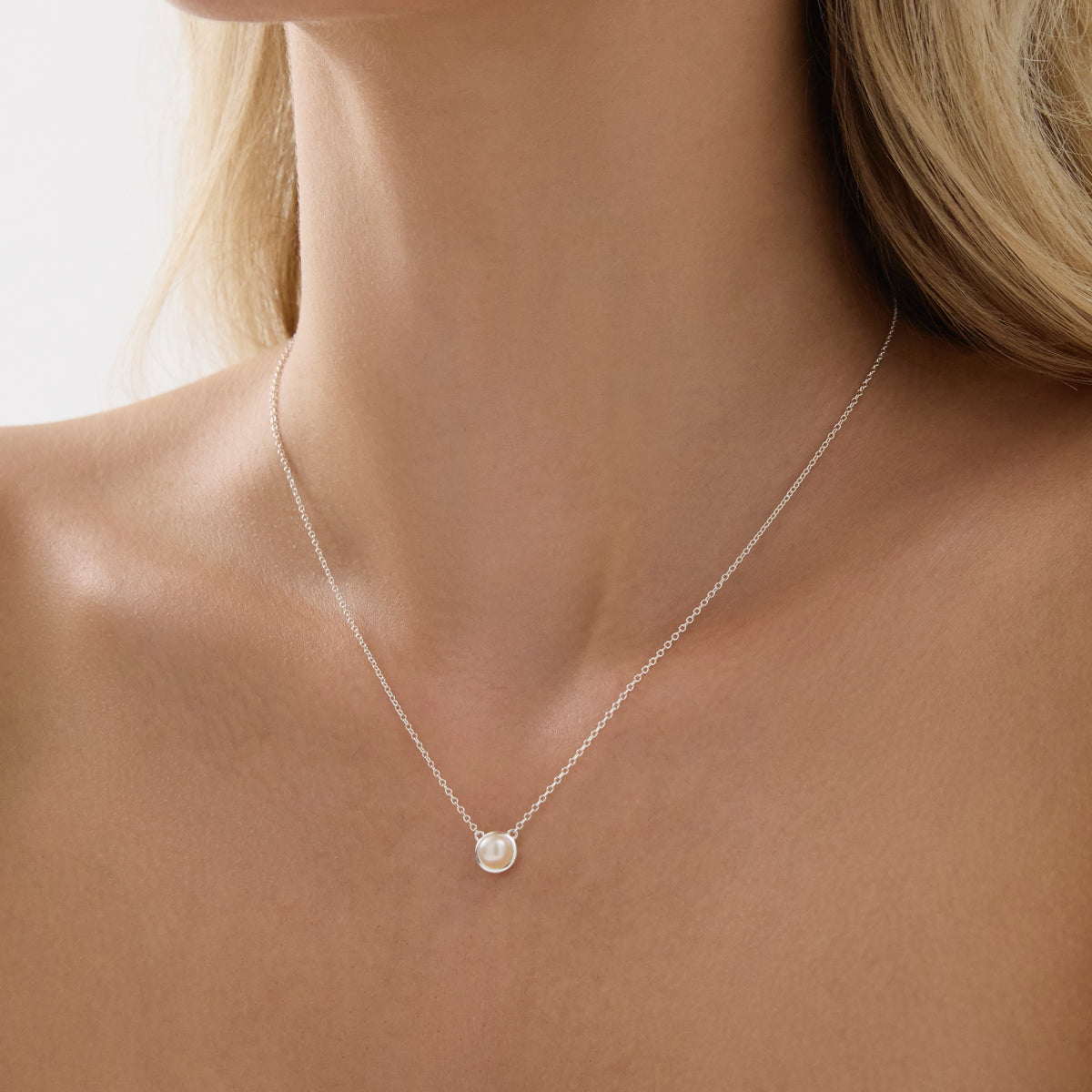 Moonbeam Pearl Necklace